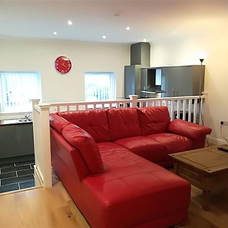 2 Bedroom Modern Apartment, Uplands, Swansea Esterno foto