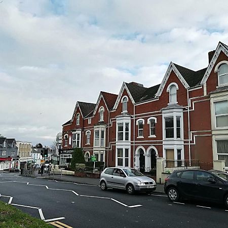 2 Bedroom Modern Apartment, Uplands, Swansea Esterno foto