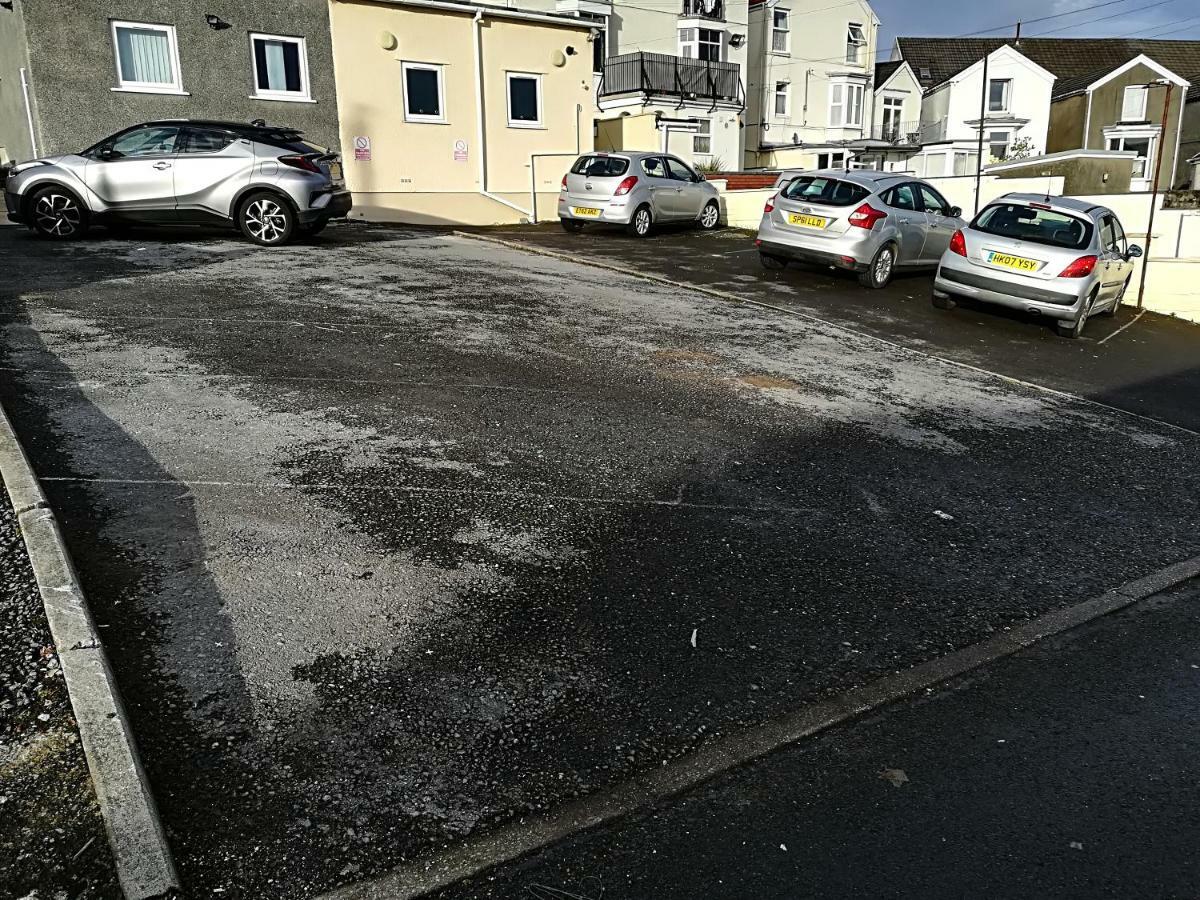 2 Bedroom Modern Apartment, Uplands, Swansea Esterno foto